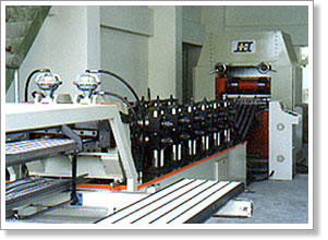 Machine for Highly Ribbed Lathing